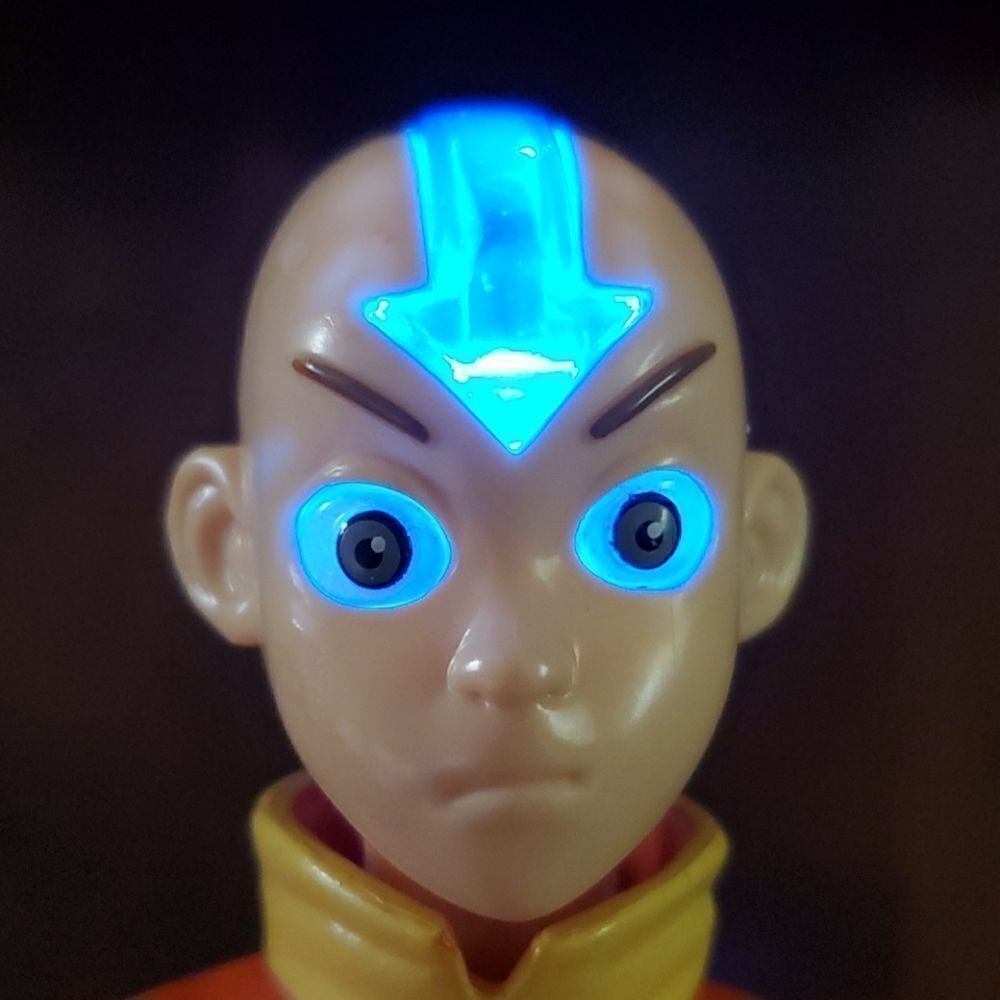 Aang The Last Air Bender Figure 9.75" Light Voice
